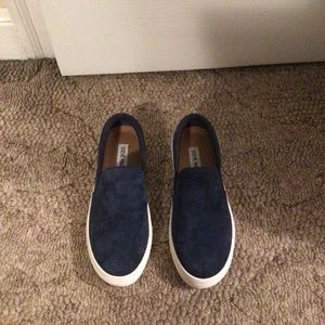 Steve Madden Blue Suede Slip on Sneaker size 5.5